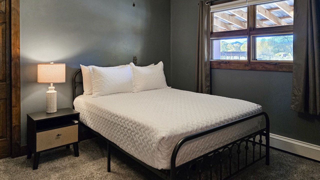 Photo of Bedroom in Del Norte