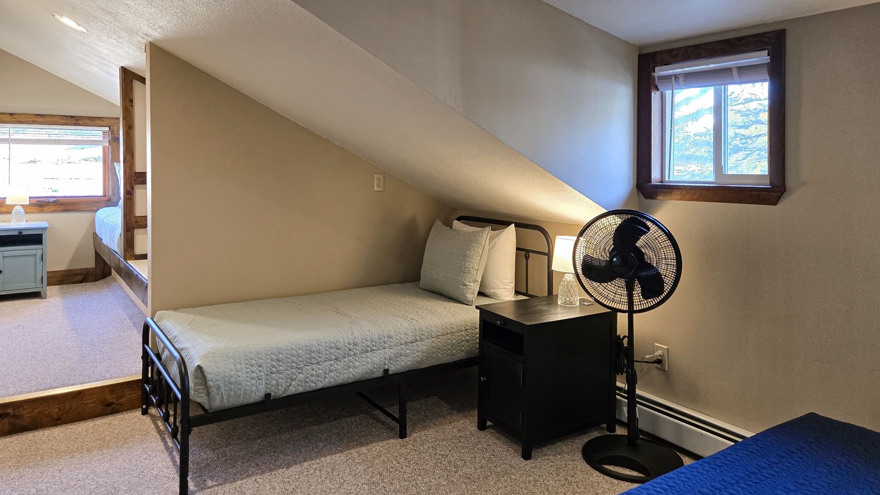 Photo of Bedroom in Del Norte