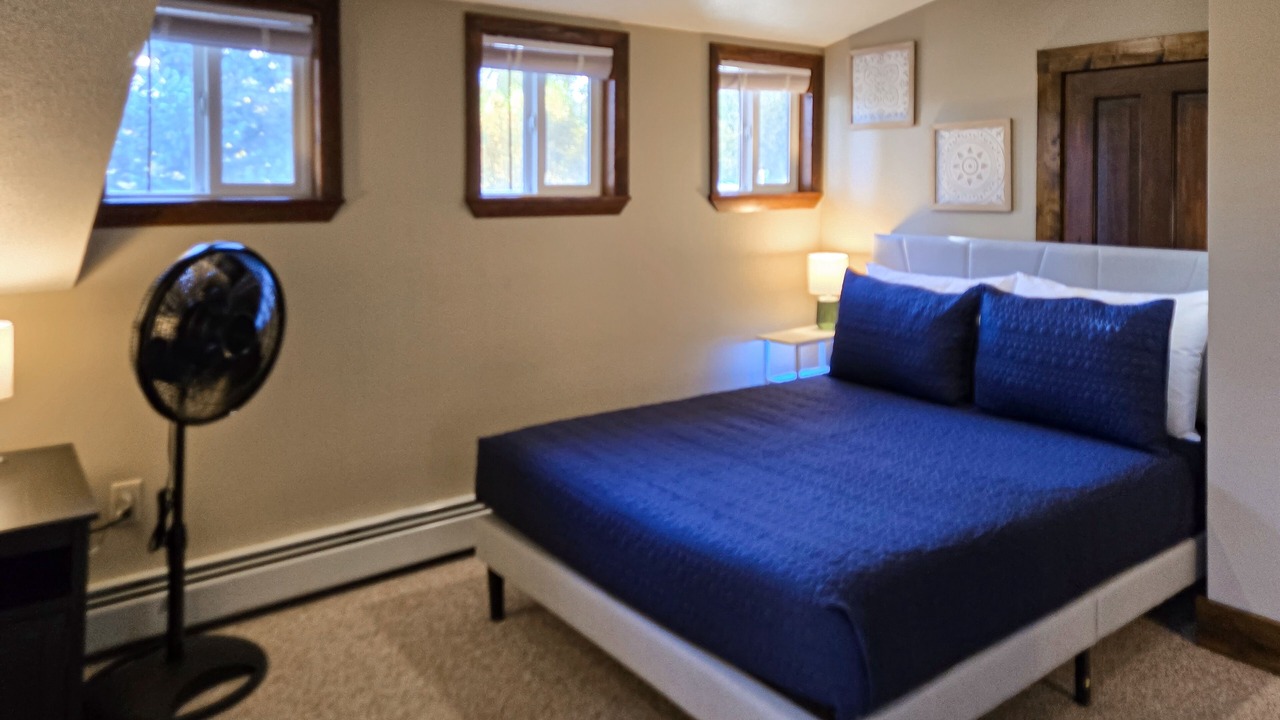 Photo of Bedroom in Del Norte