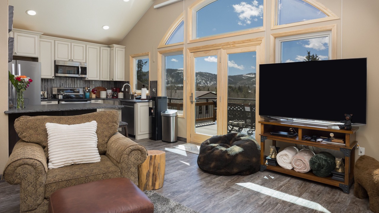 Photo of Livingroom in The Reserve