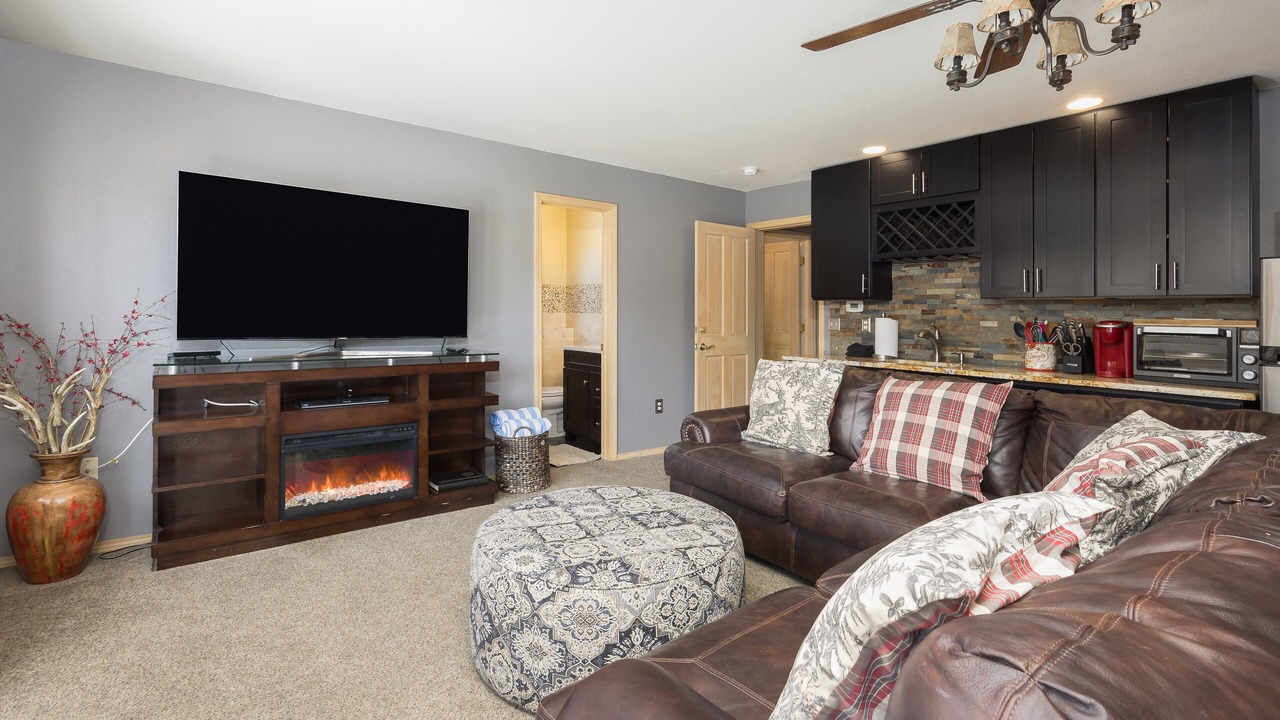 Photo of Livingroom in The Reserve