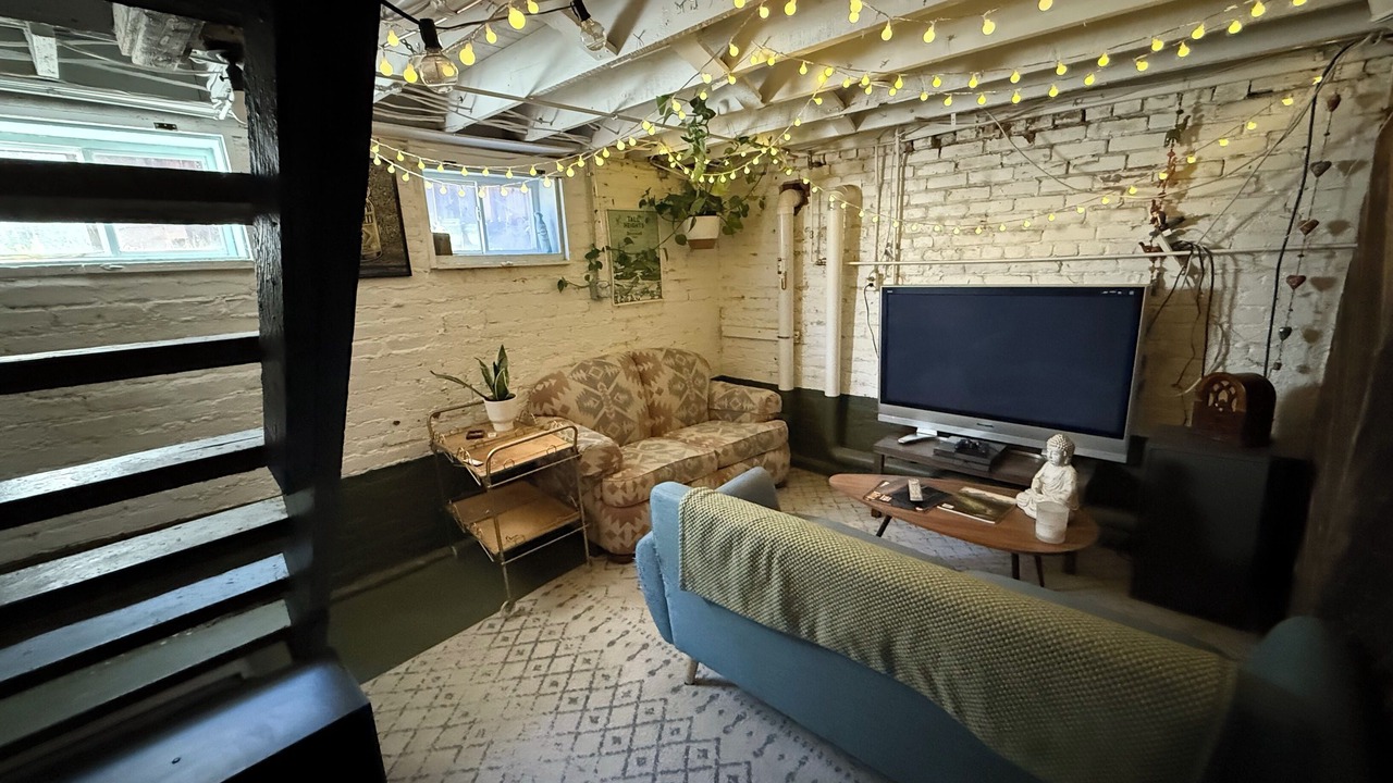 Photo of Livingroom in Washington Park West
