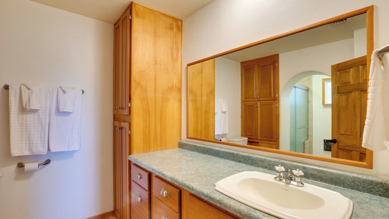 Photo of Bathroom in Lazear