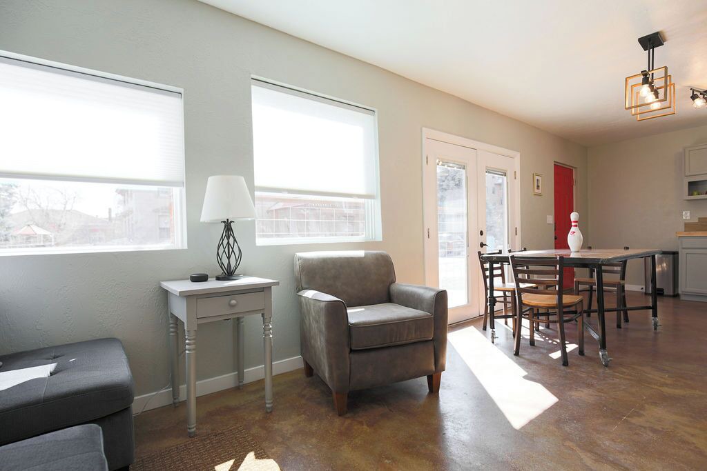 Photo of Livingroom in Canon City