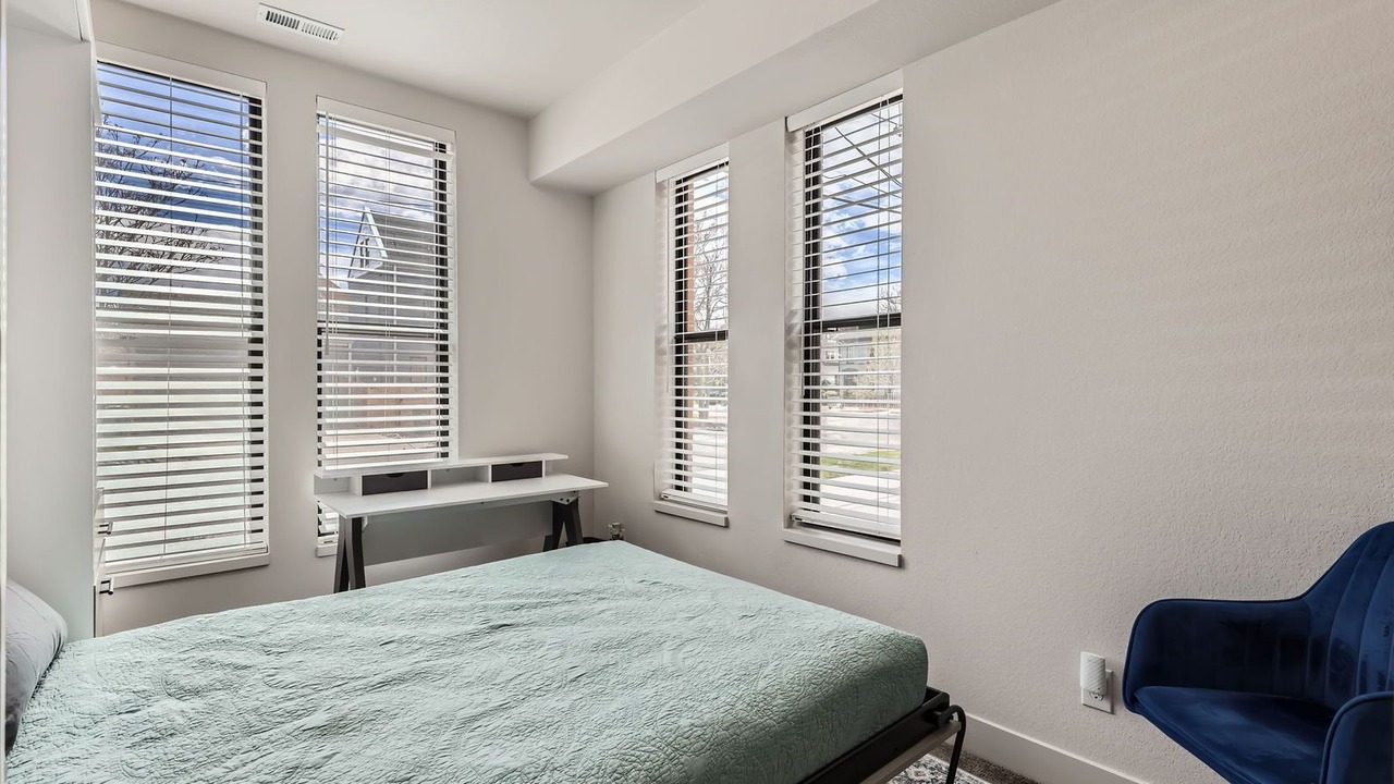 Photo of Bedroom in Curtis Park