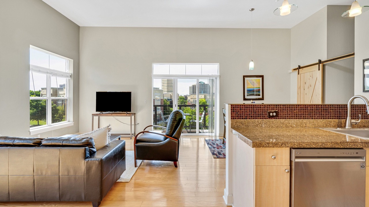 Photo of Livingroom in Greenwood Village
