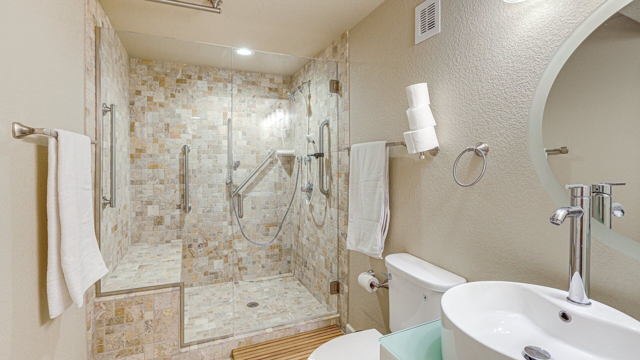 Photo of Bathroom in Aurora