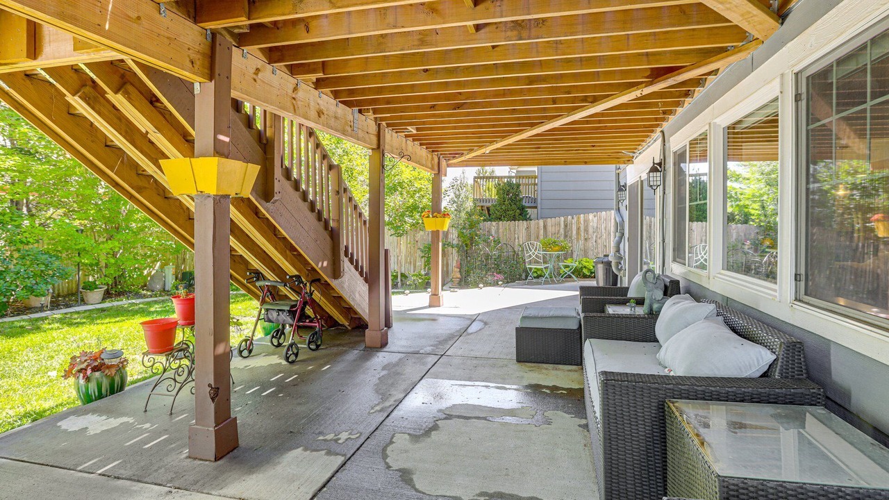 Photo of Patio Balcony in Aurora