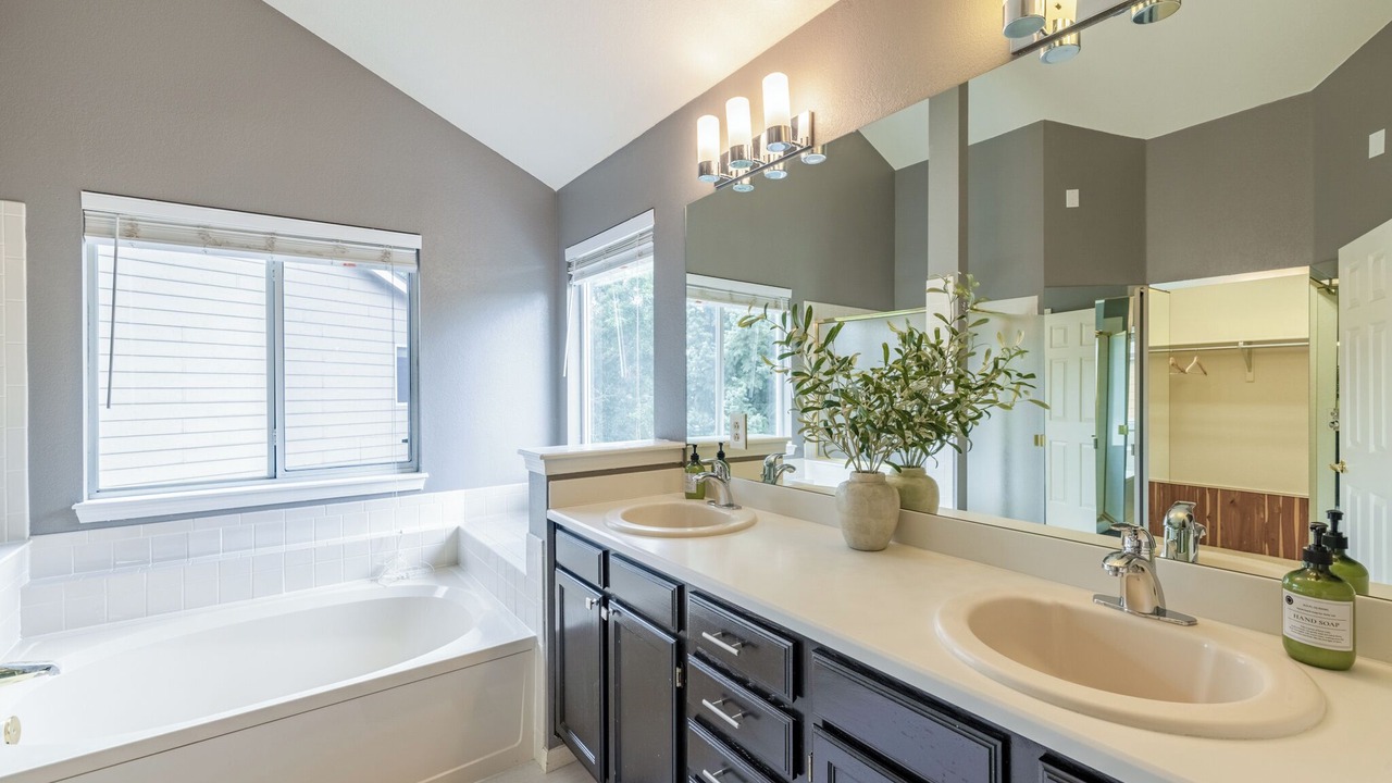 Photo of Bathroom in Centennial