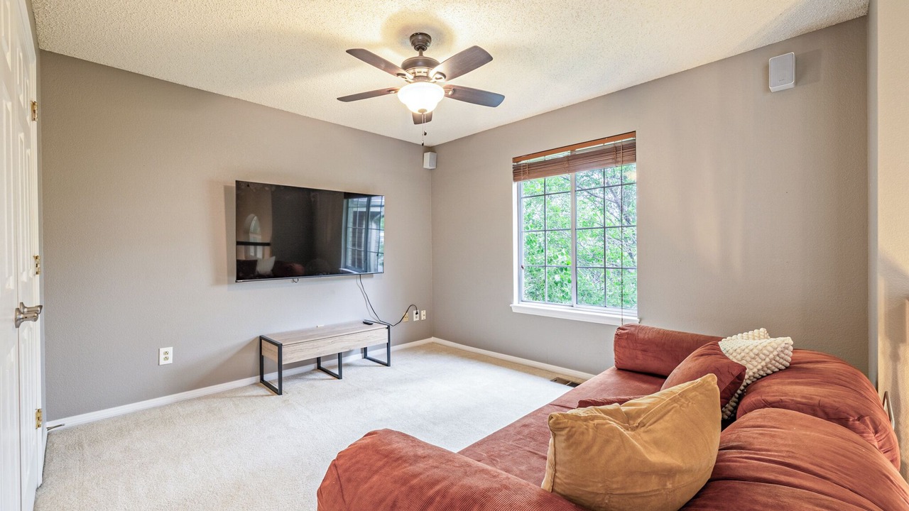 Photo of Livingroom in Centennial