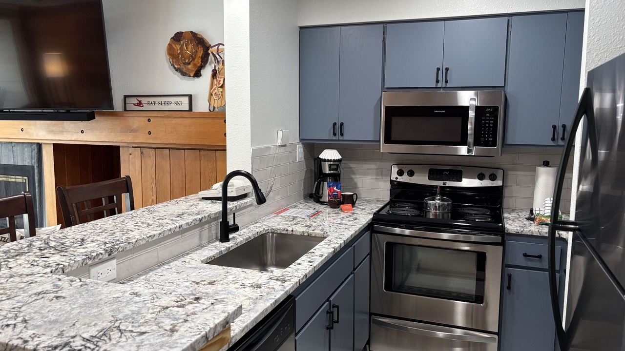 Photo of Kitchen in Lakeside Village