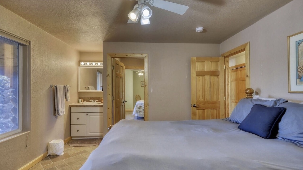 Photo of Bedroom in Del Norte
