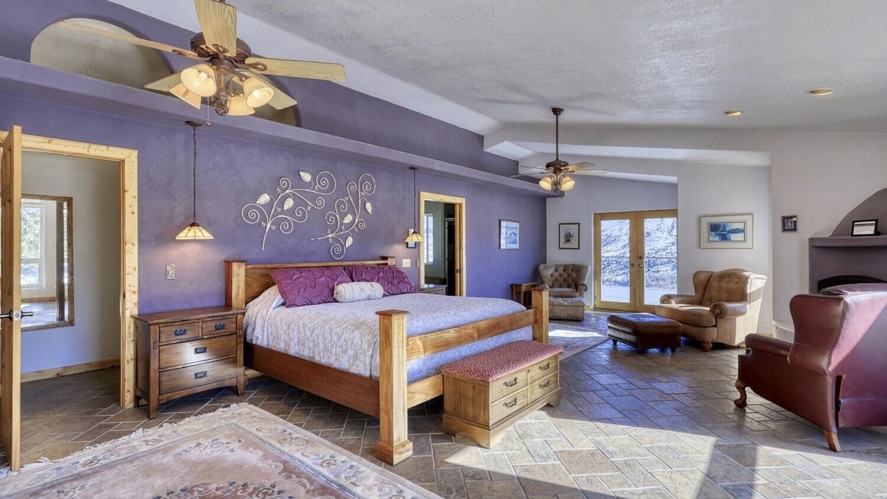 Photo of Bedroom in Del Norte
