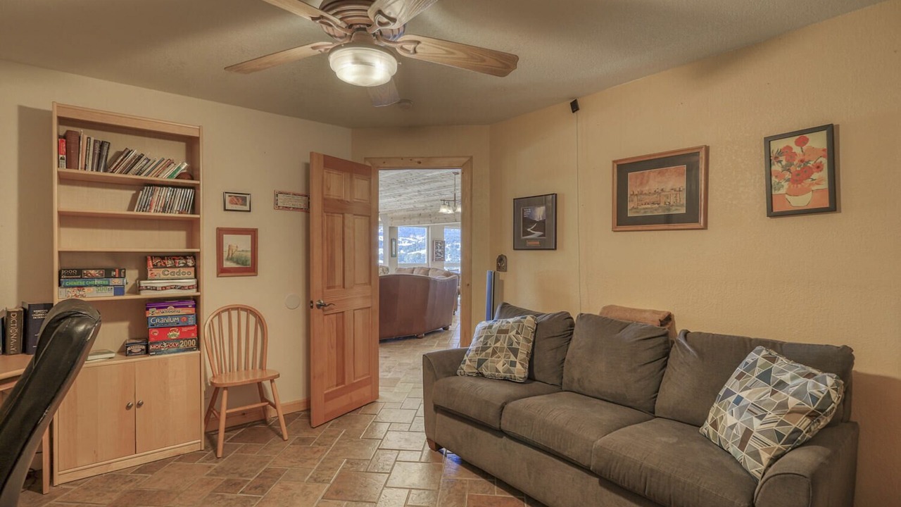 Photo of Livingroom in Del Norte