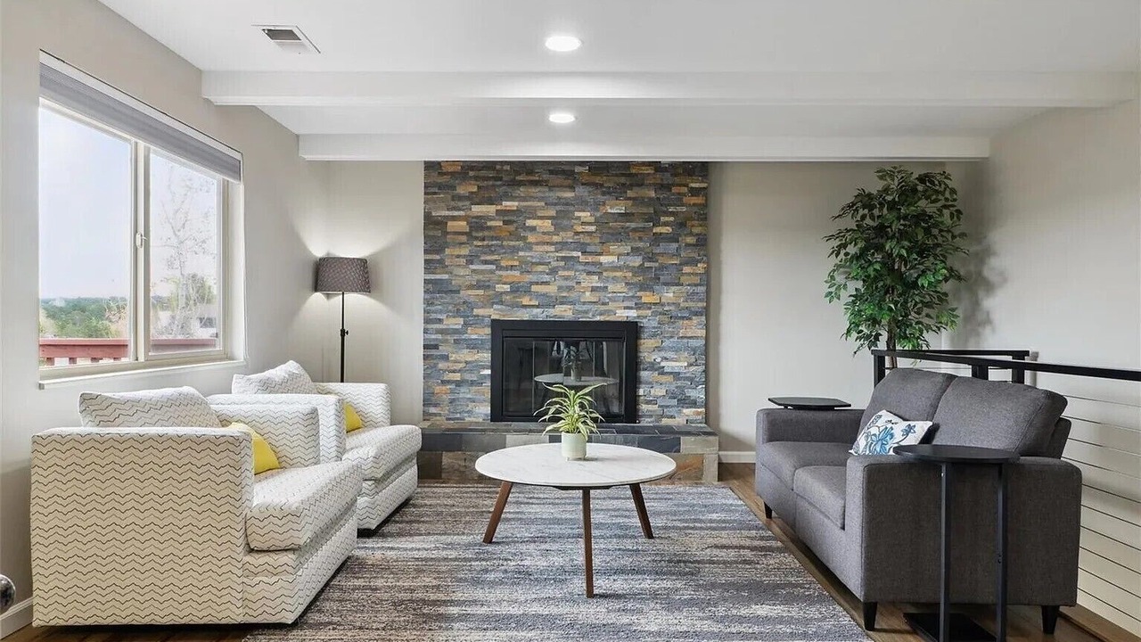 Photo of Livingroom in The Pinery