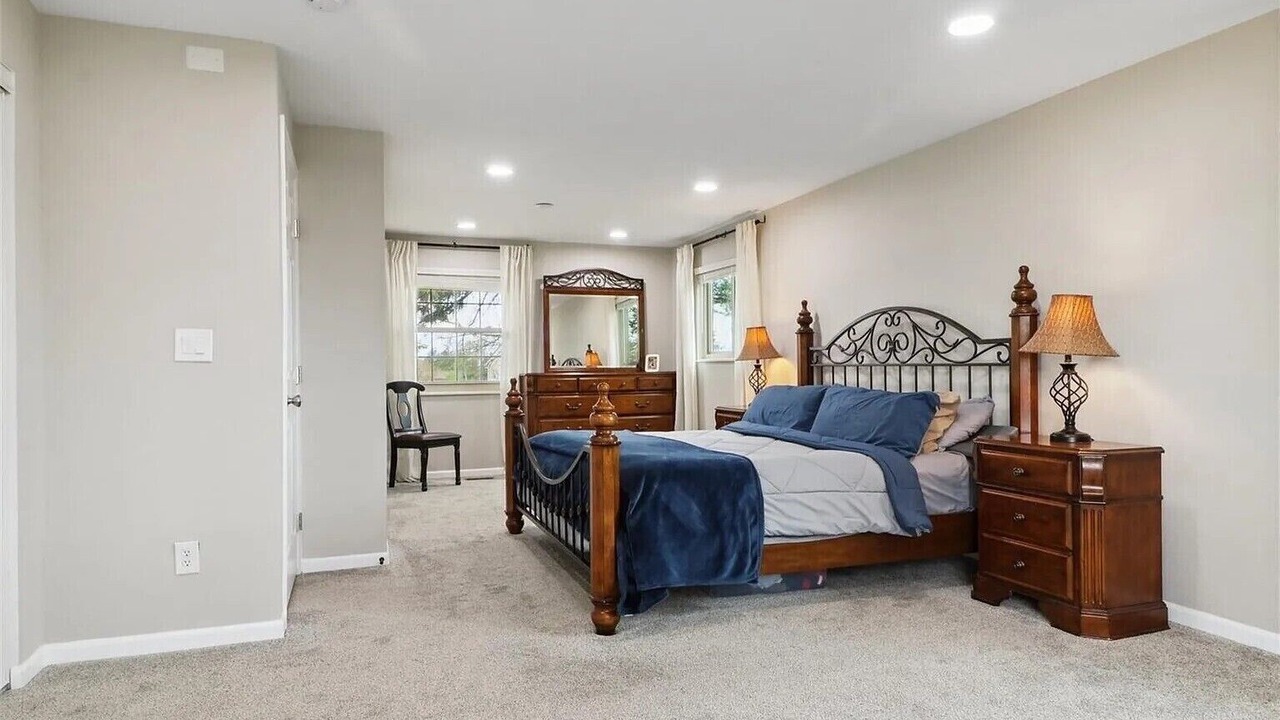 Photo of Bedroom in The Pinery