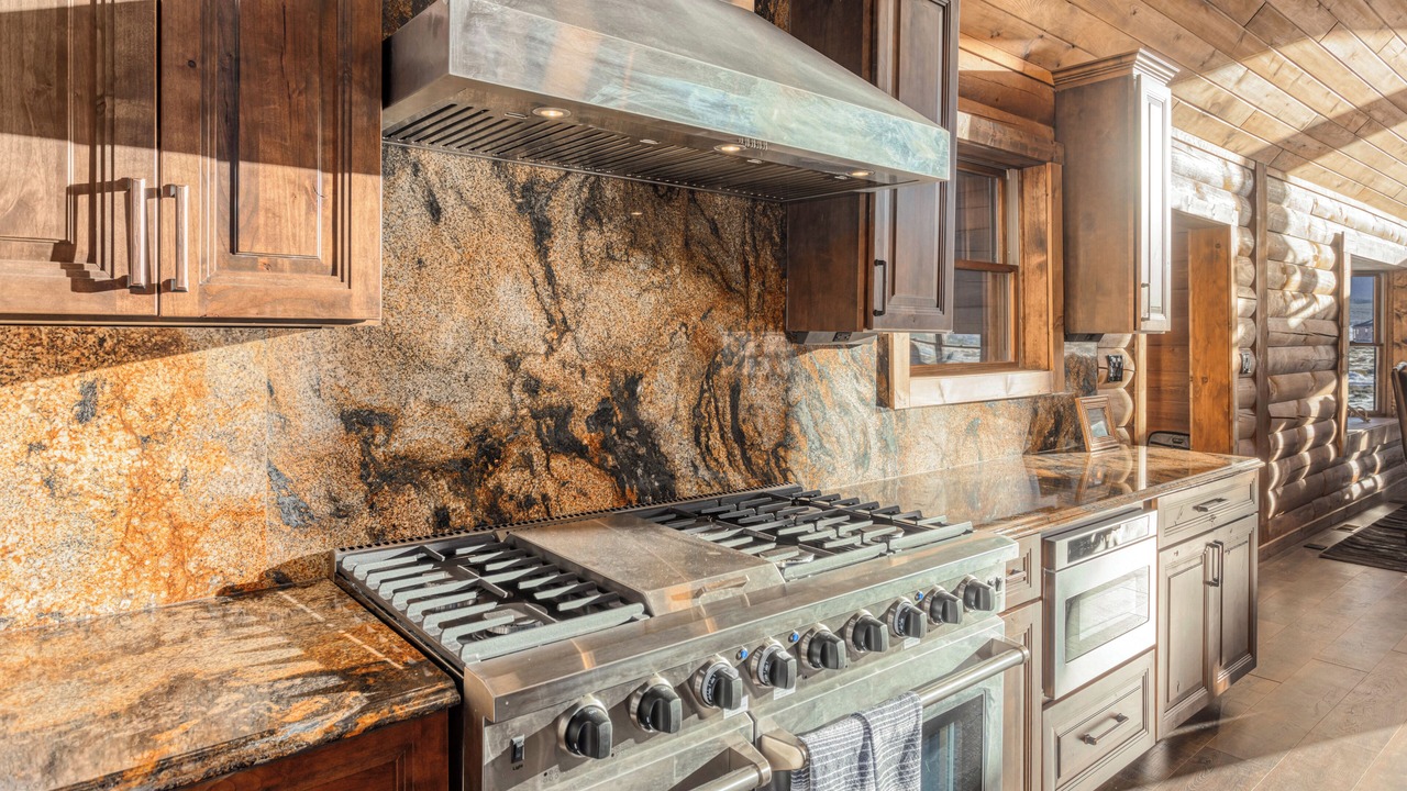 Photo of Kitchen in Twin Lakes