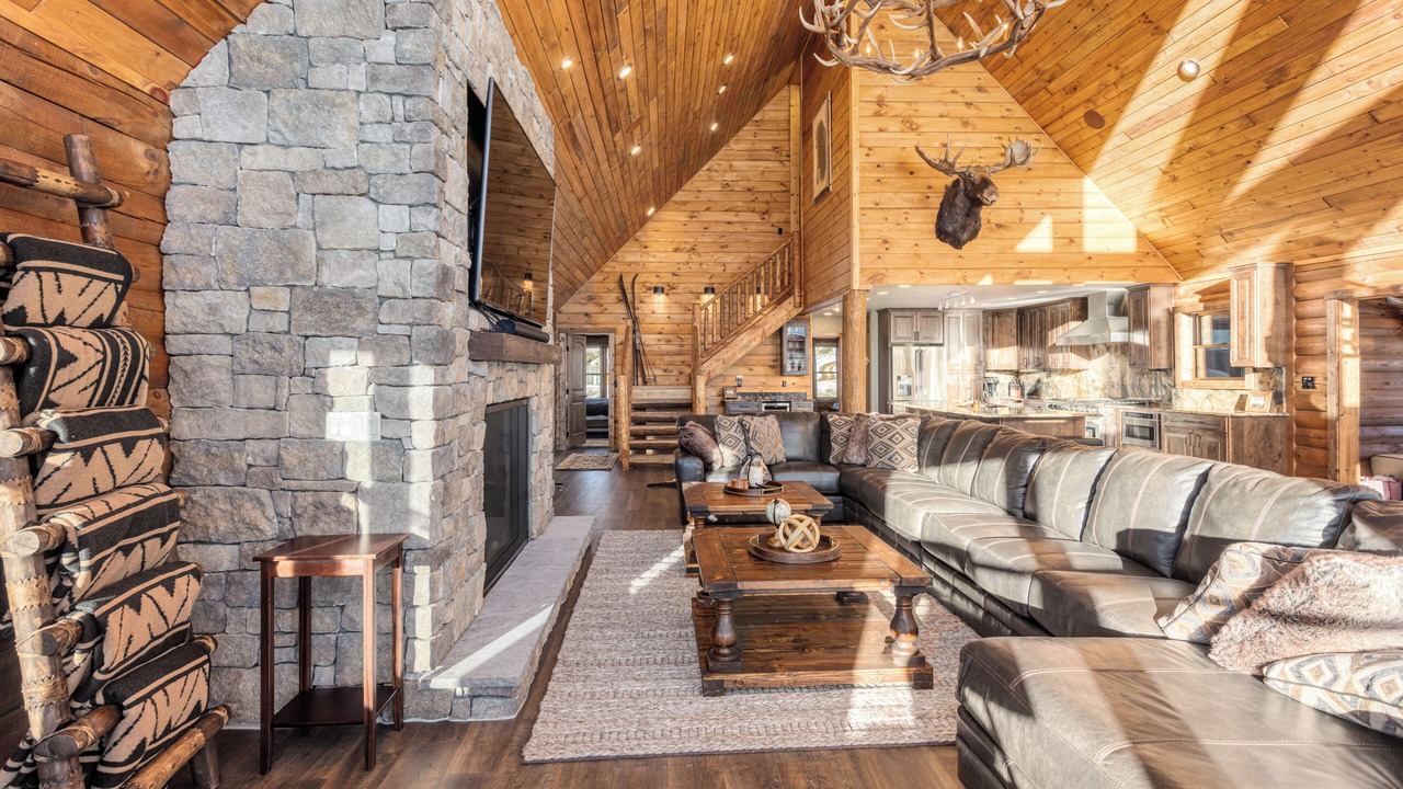 Photo of Livingroom in Twin Lakes