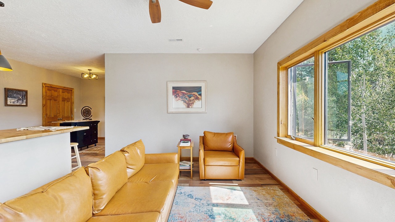 Photo of Livingroom in Bayfield