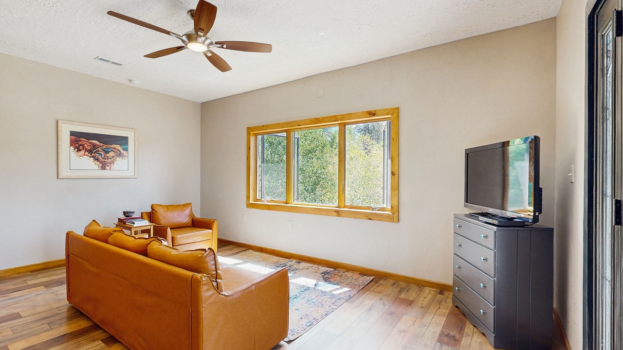 Photo of Livingroom in Bayfield