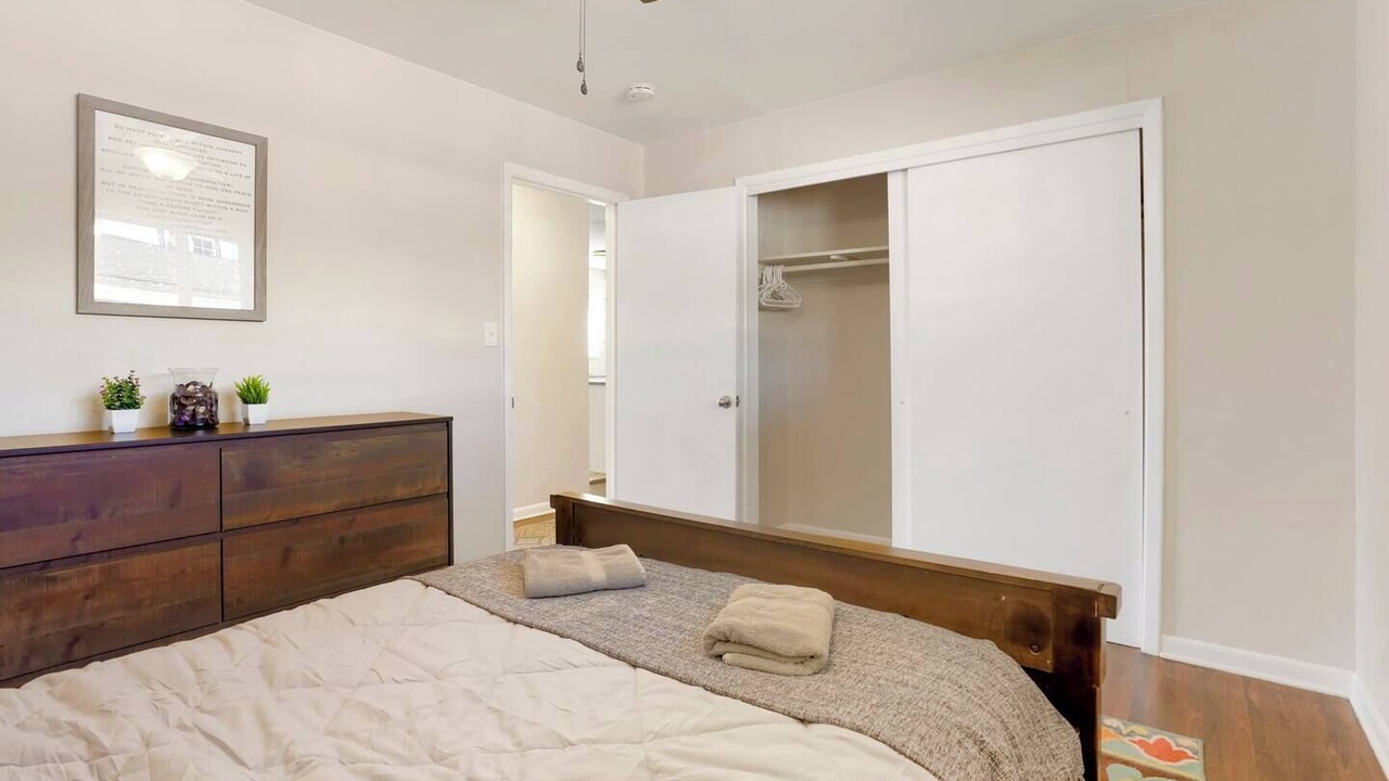Photo of Bedroom in Athmar Park