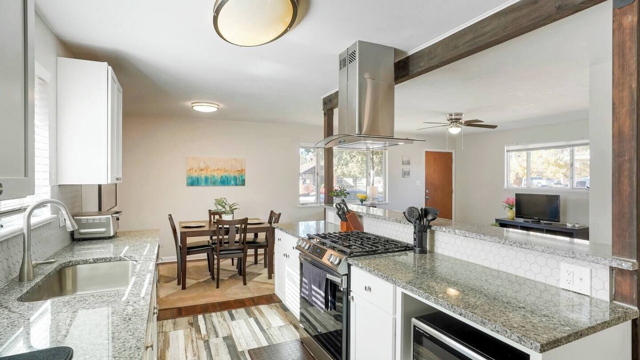 Photo of Kitchen in Athmar Park