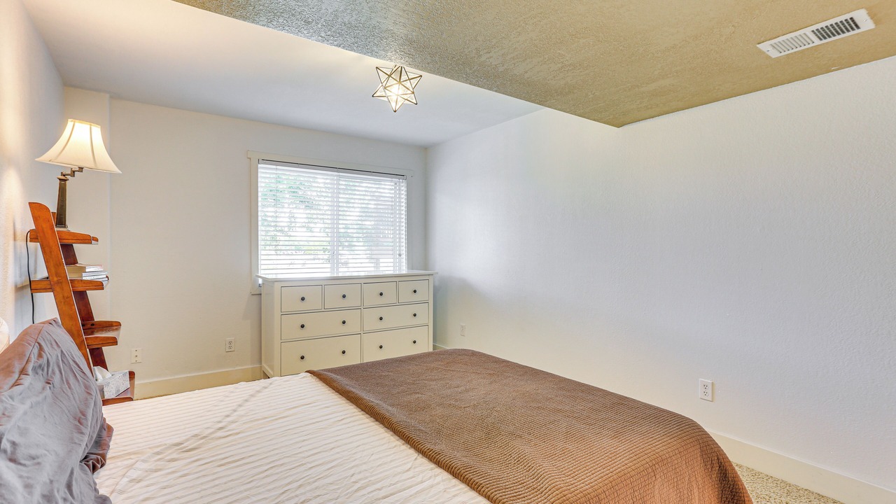Photo of Bedroom in Highlands Ranch