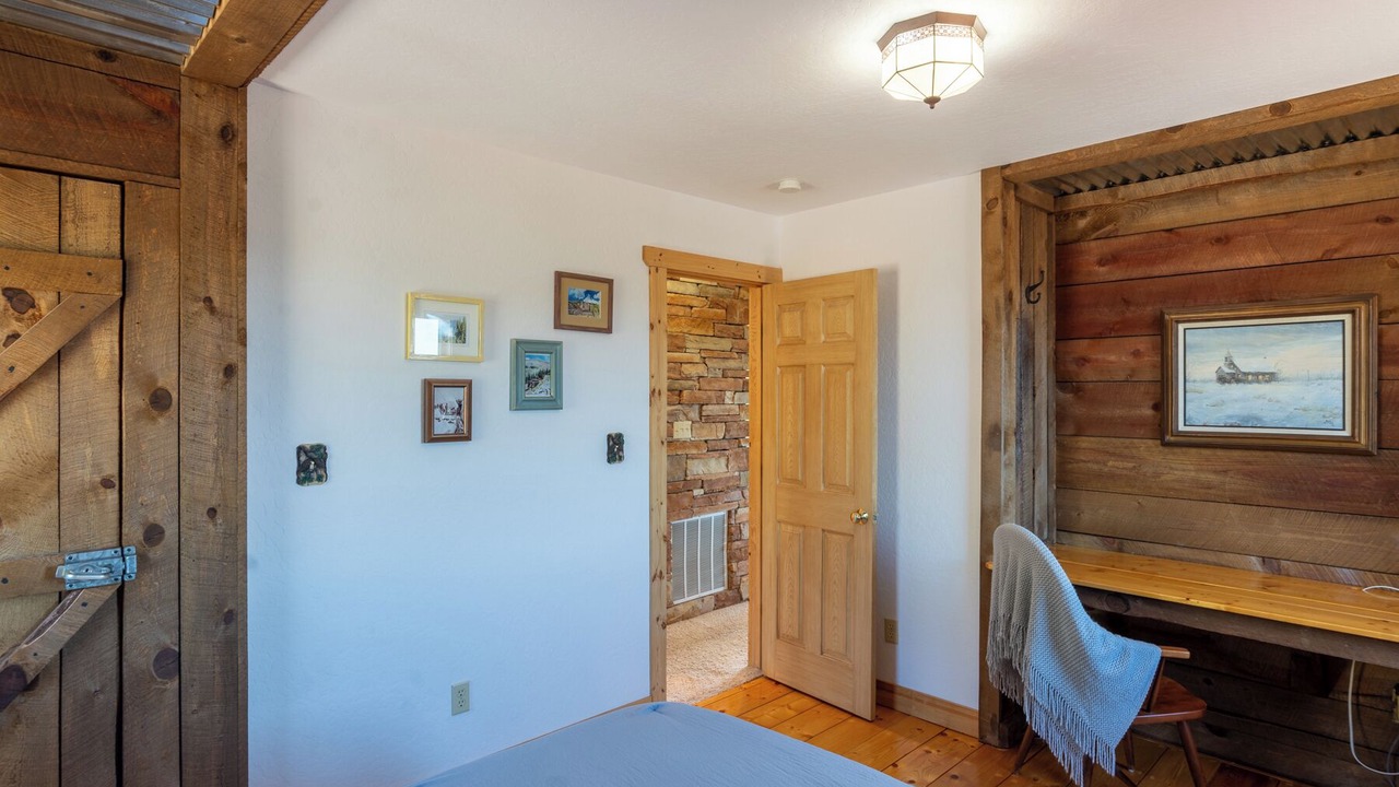 Photo of Bedroom in Mancos