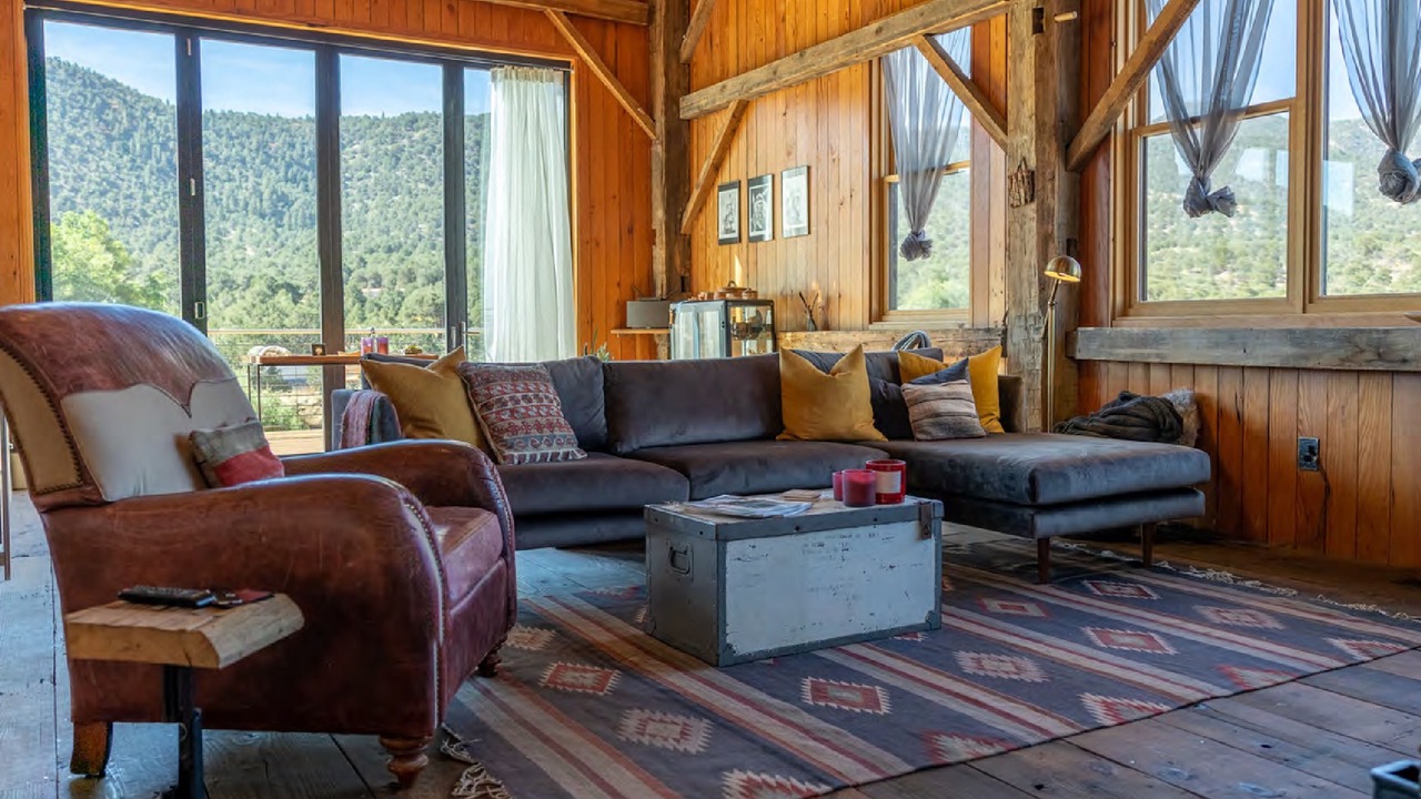 Photo of Livingroom in Howard