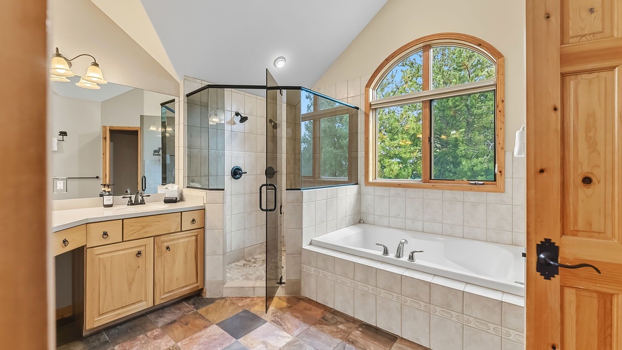 Photo of Bathroom in Three Peaks