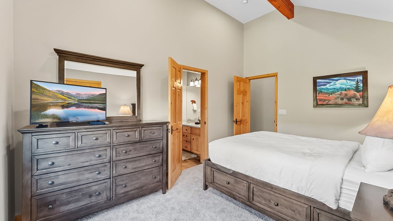 Photo of Bathroom in Three Peaks