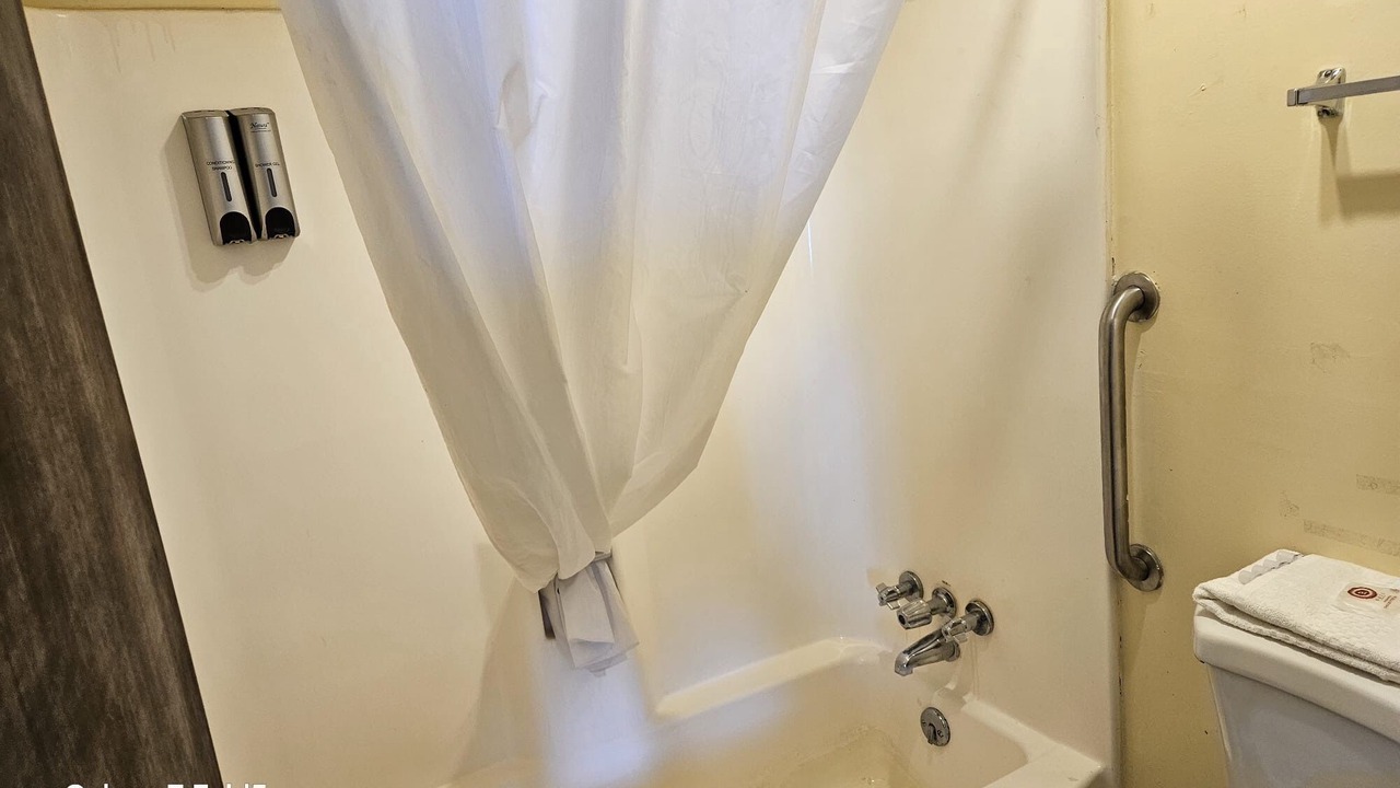 Photo of Bathroom in Eads