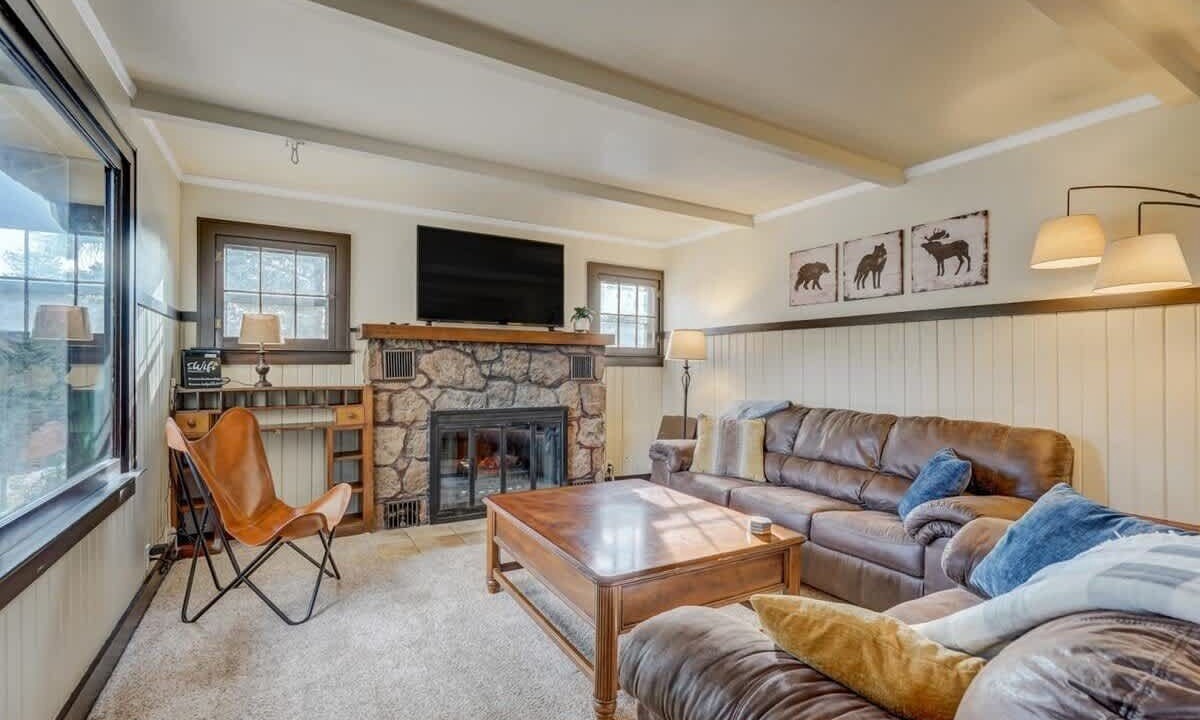 Photo of Livingroom in Cascade-Chipita Park