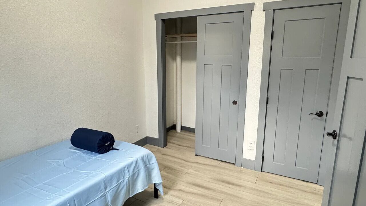 Photo of Bedroom in Barnum West