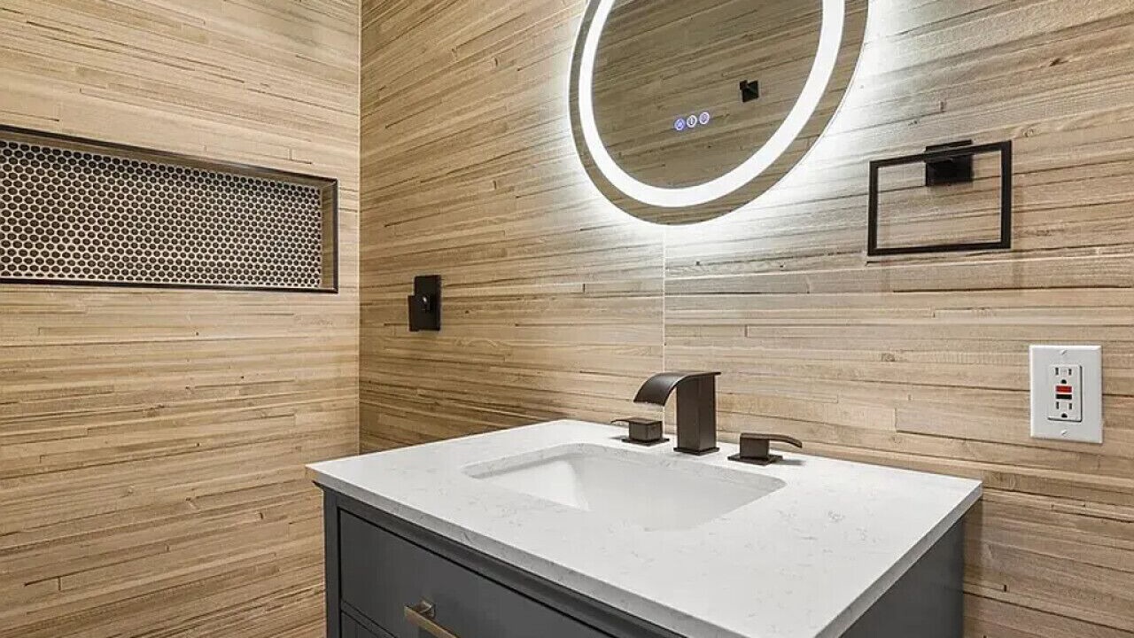 Photo of Bathroom in Barnum West