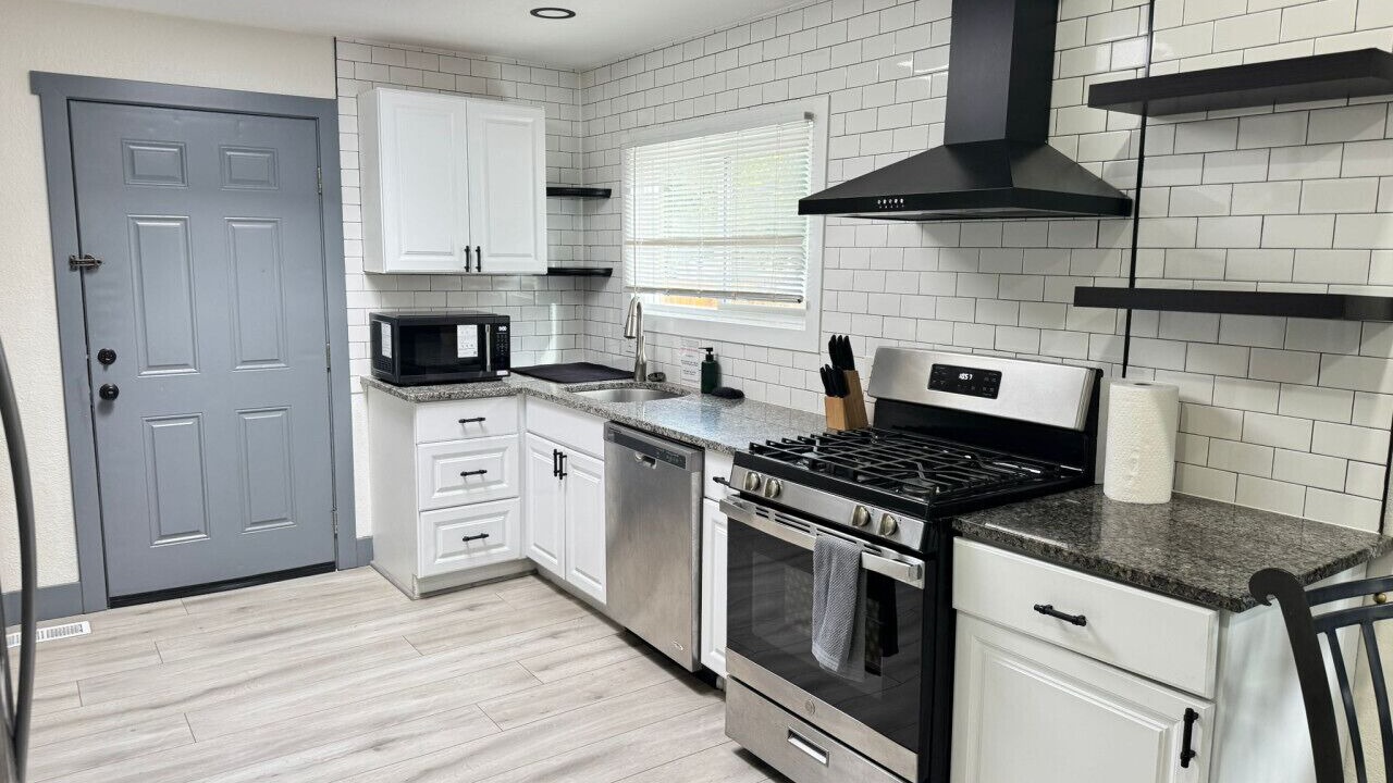 Photo of Kitchen in Barnum West