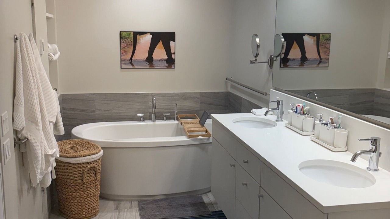 Photo of Bathroom in Basalt