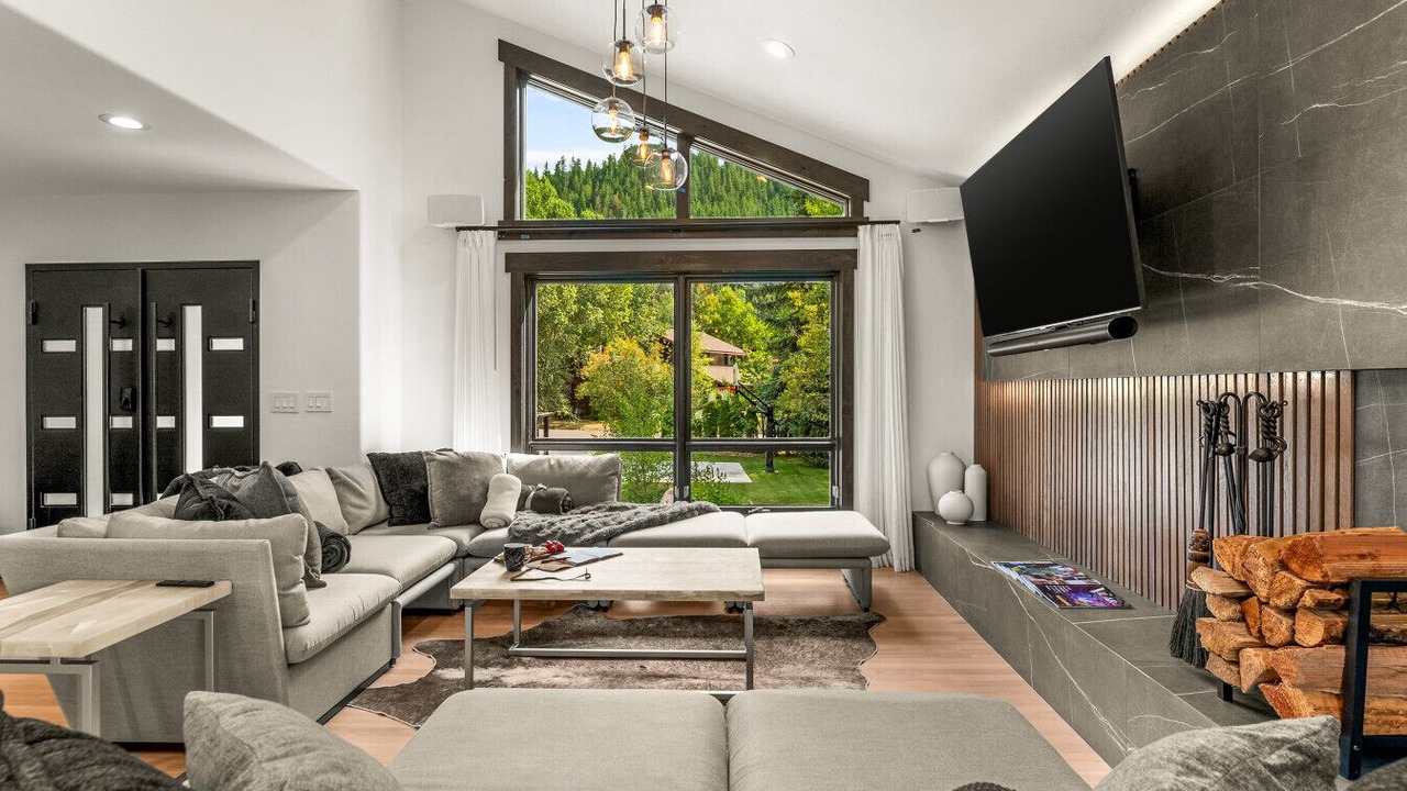 Photo of Livingroom in Eagle-Vail