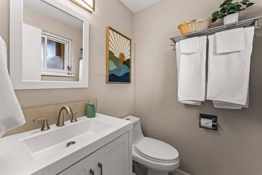 Photo of Bathroom in Lamar Heights Area