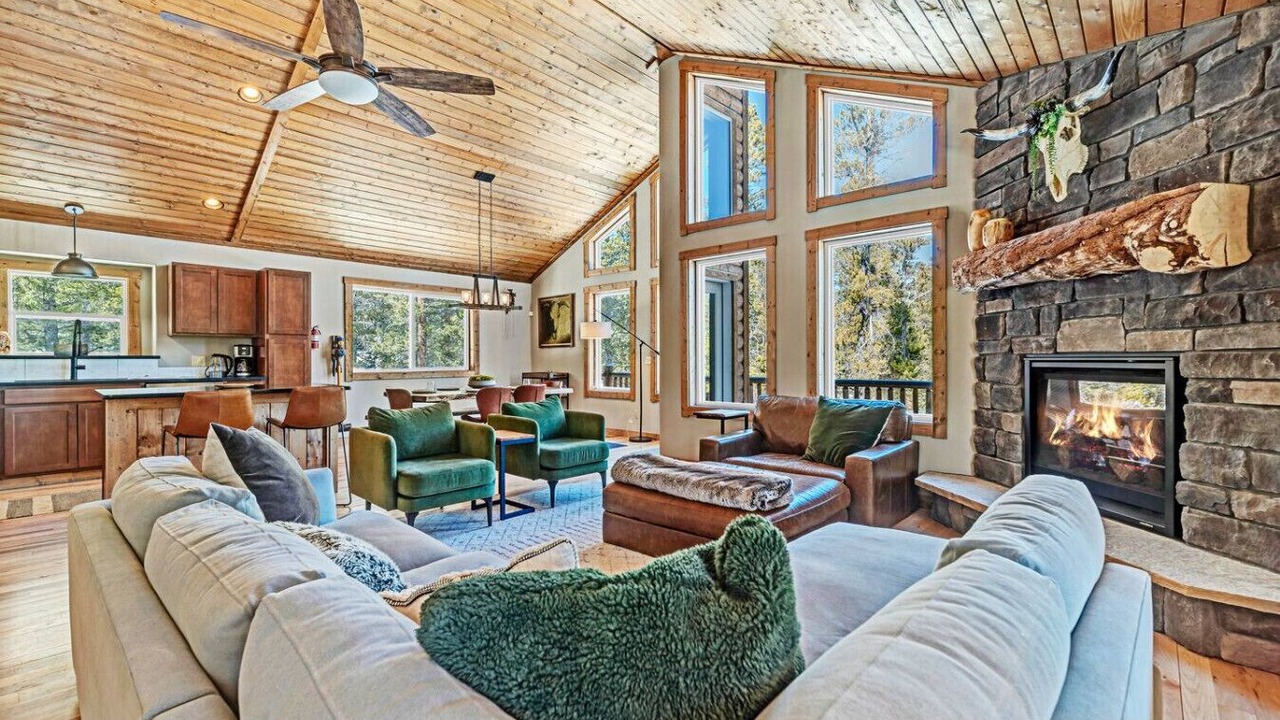 Photo of Livingroom in Valley of the Sun