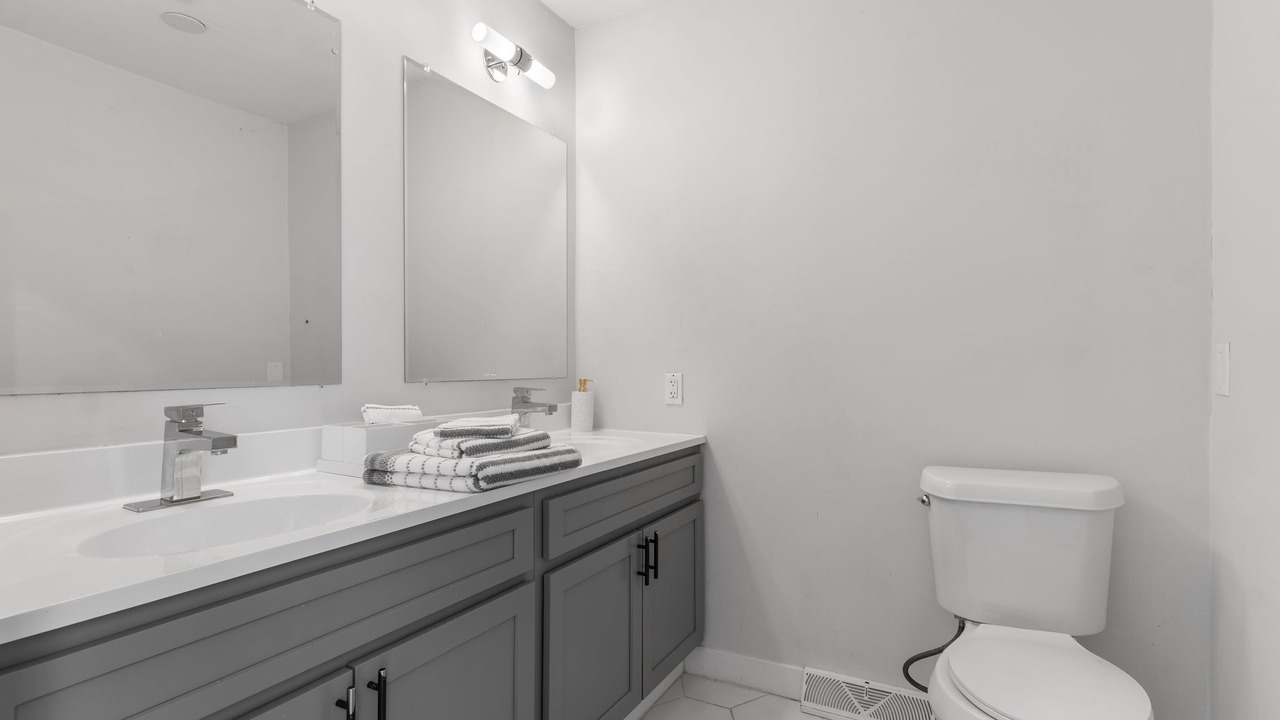 Photo of Bathroom in Heather Ridge