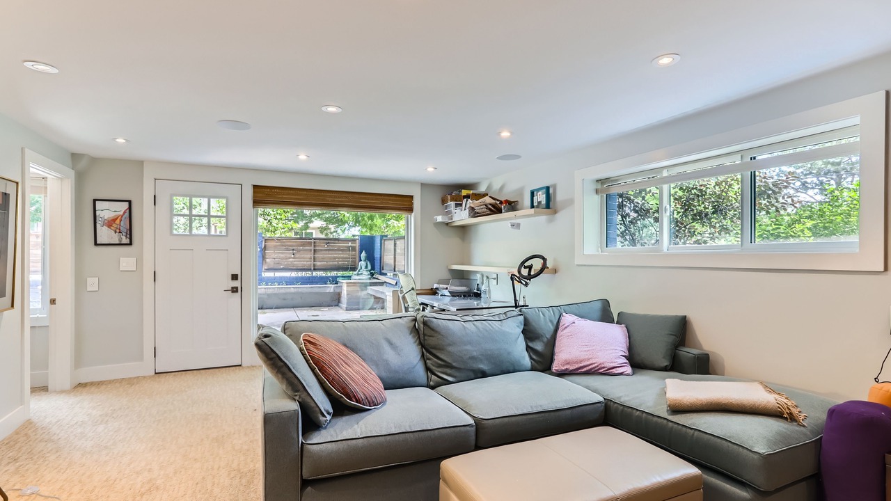 Photo of Livingroom in Old North Boulder