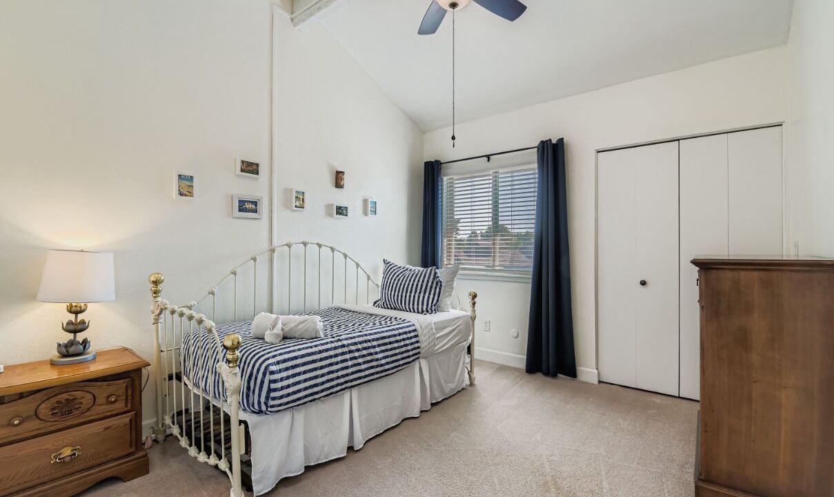 Photo of Bedroom in Frasier Meadows