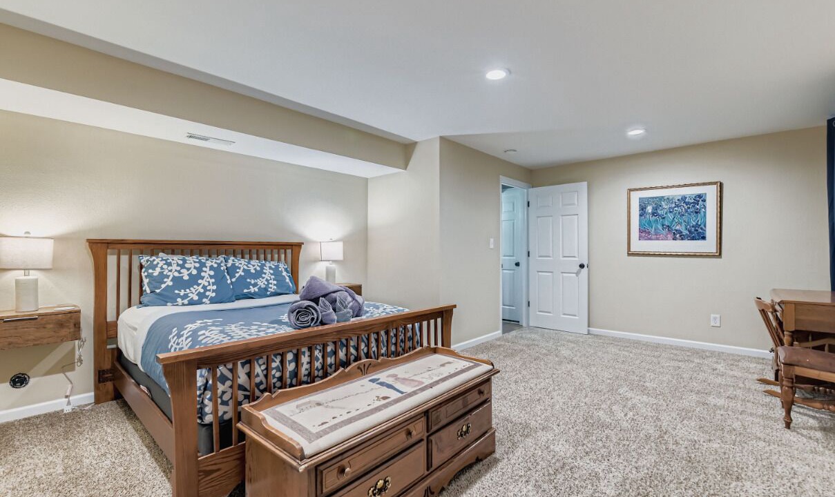 Photo of Bedroom in Frasier Meadows