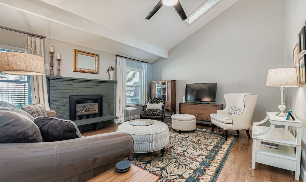 Photo of Livingroom in Frasier Meadows