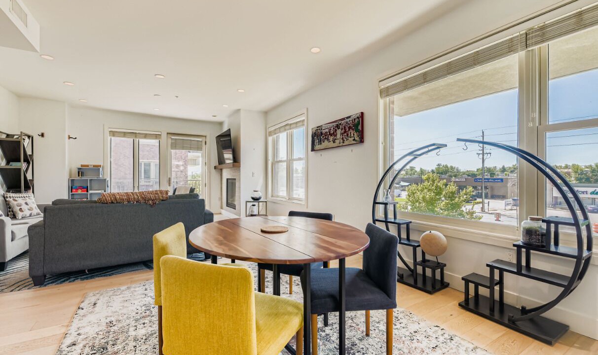 Photo of Livingroom in Central Boulder