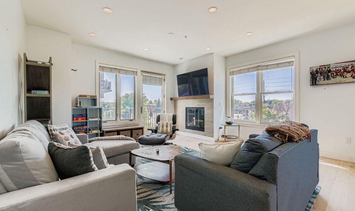 Photo of Livingroom in Central Boulder