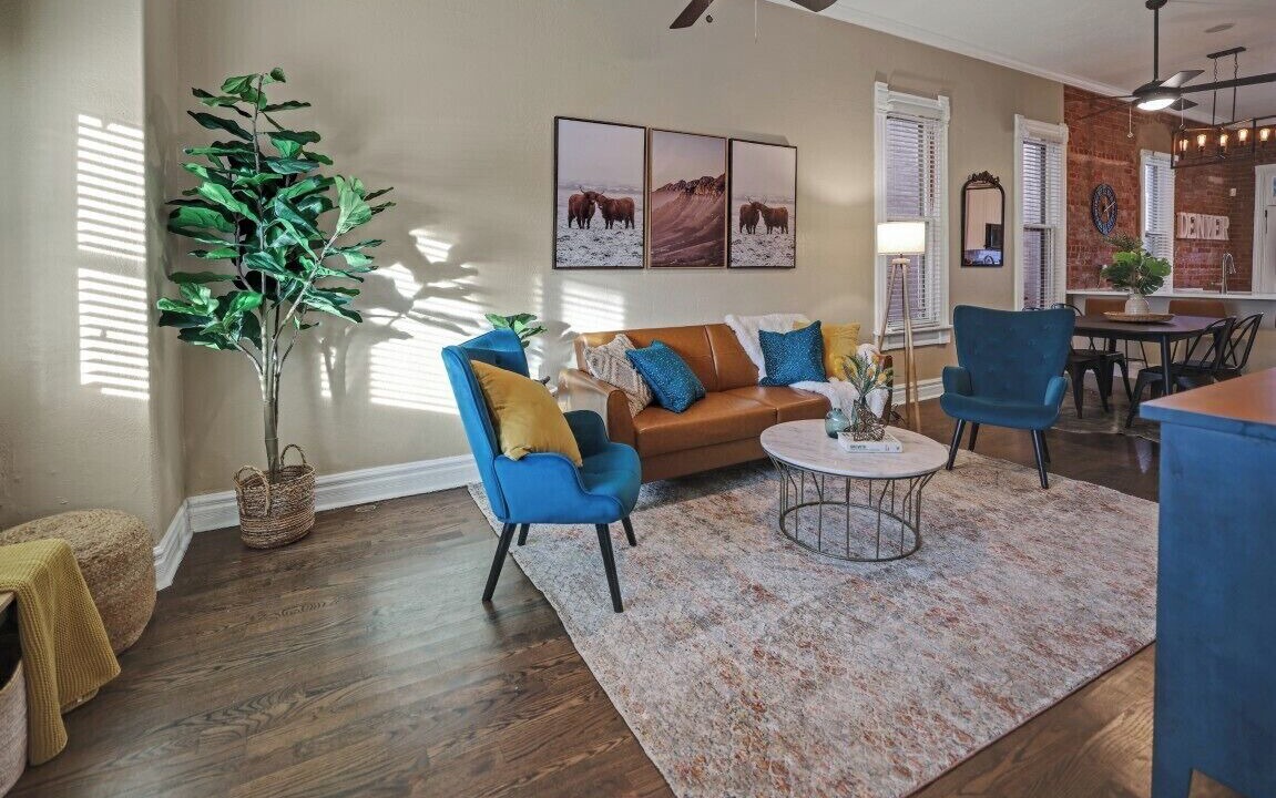 Photo of Livingroom in Lincoln Park