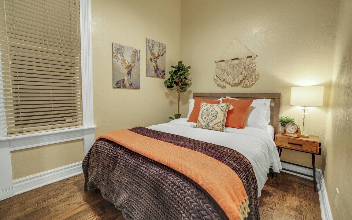 Photo of Bedroom in Lincoln Park