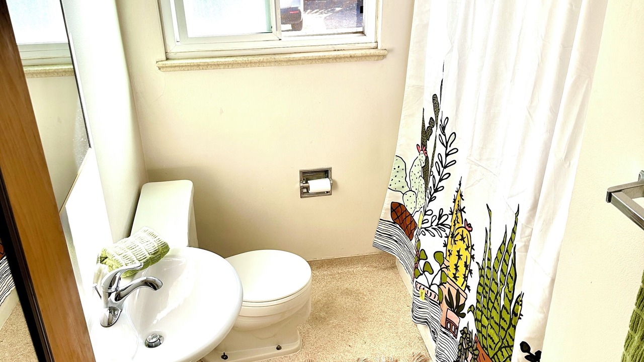 Photo of Bathroom in Barths